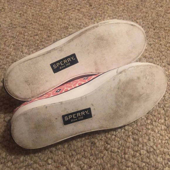 Women’s Sperry shoes - Picture 3 of 9